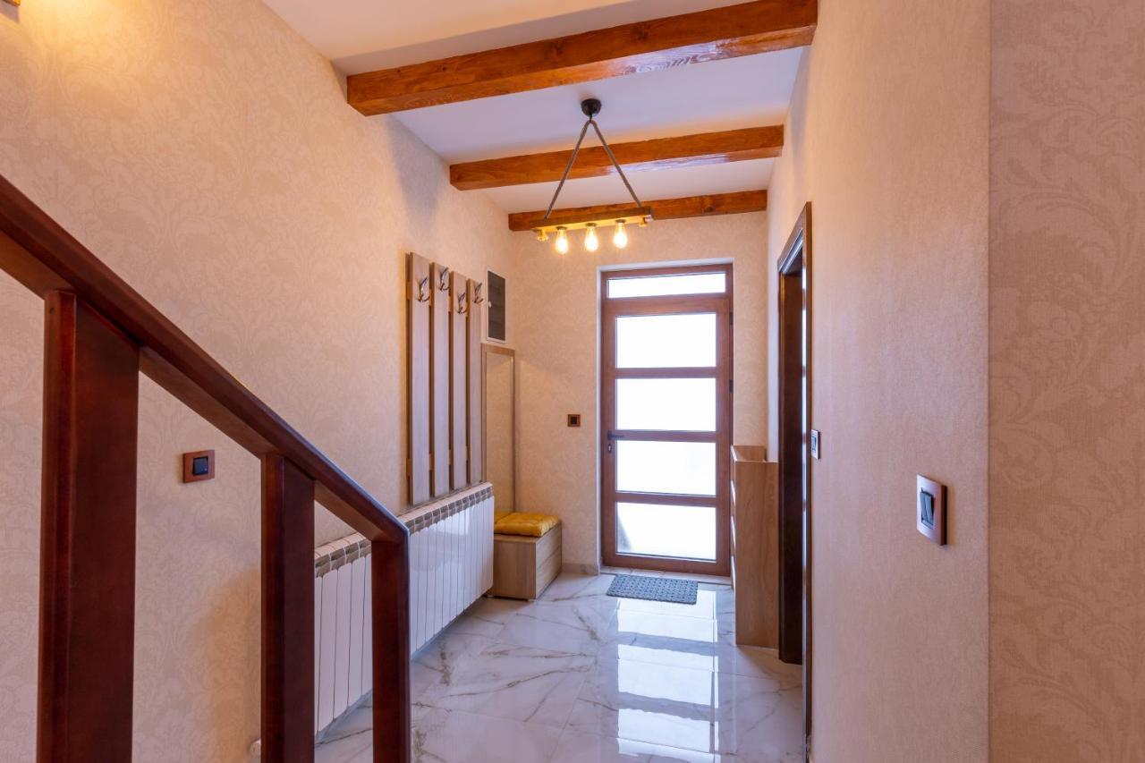 Vila Hanovi Zabljak Exteriör bild